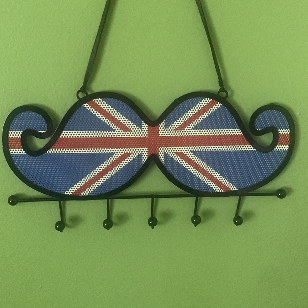 🔵 Jewelry organizer